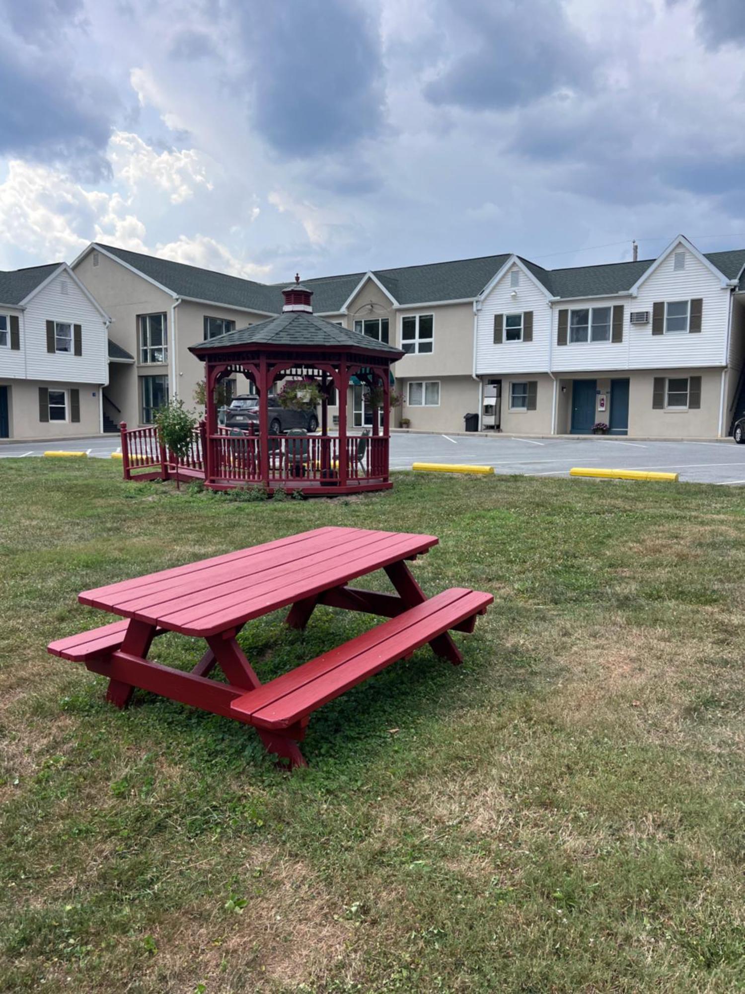 Rodeway Inn & Suites Hershey Dış mekan fotoğraf