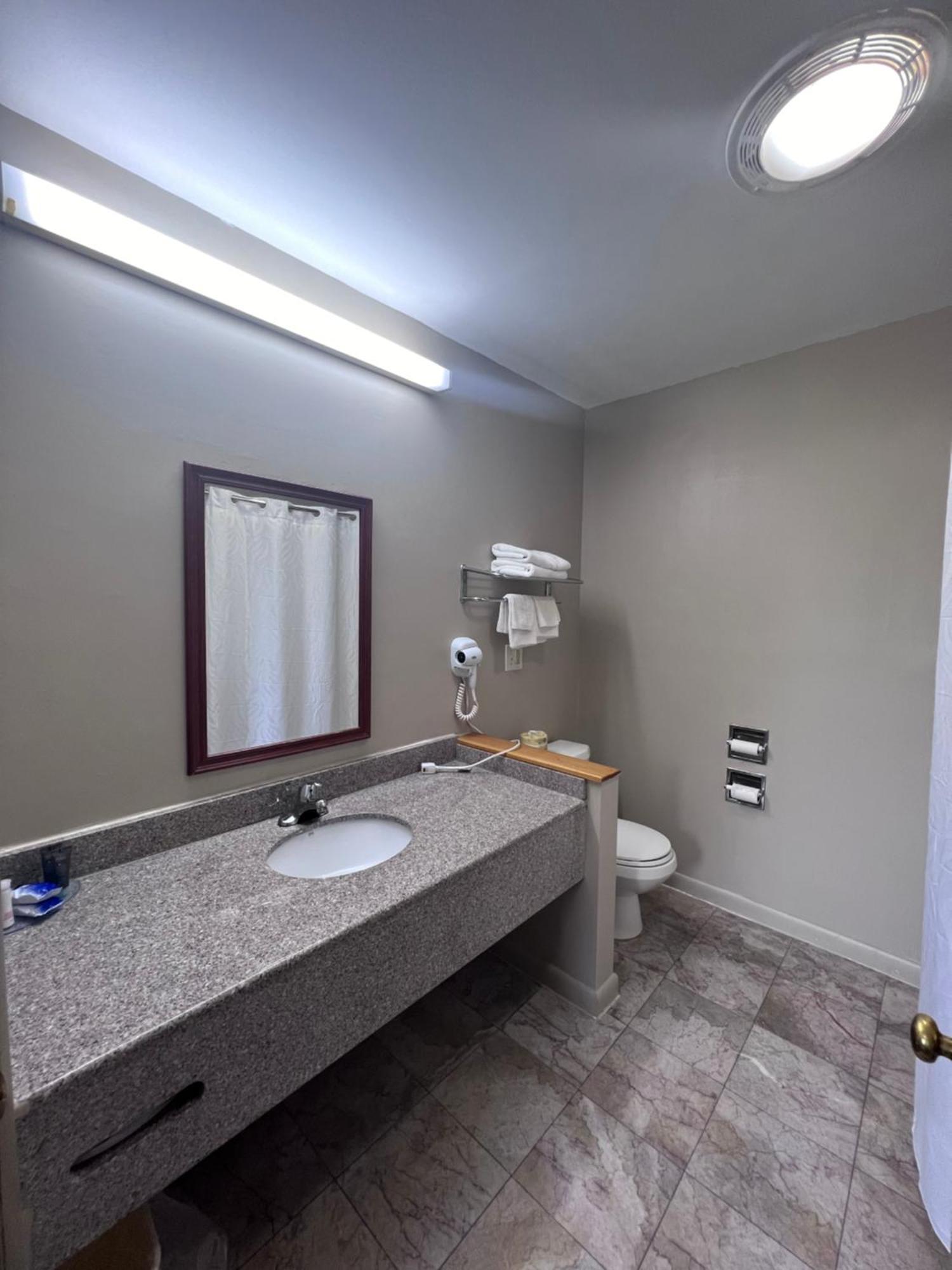 Rodeway Inn & Suites Hershey Dış mekan fotoğraf